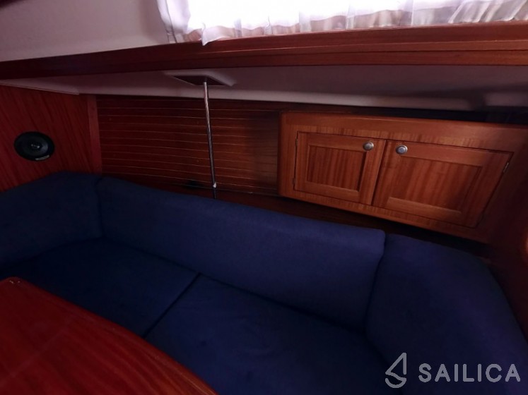 Elan 333 - Yacht Charter Sailica