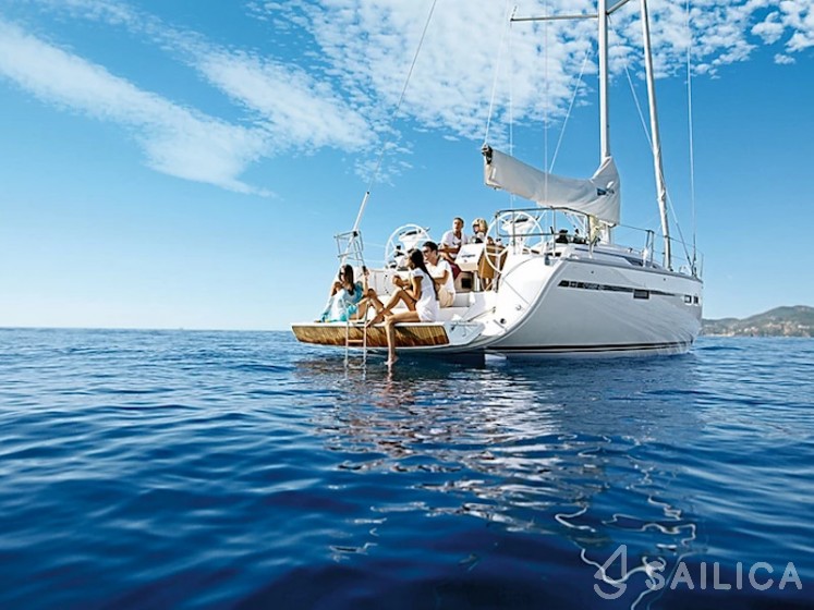 Bavaria 46 Cruiser - Yacht Charter Sailica