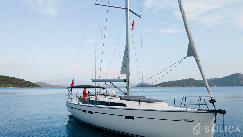 Bavaria 46 Cruiser - Yacht Charter Sailica