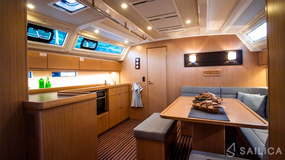 Bavaria 46 Cruiser - Yacht Charter Sailica