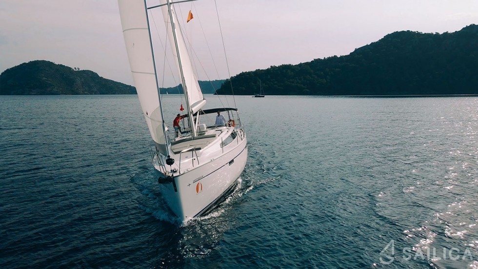 Bavaria 46 Cruiser - Yacht Charter Sailica