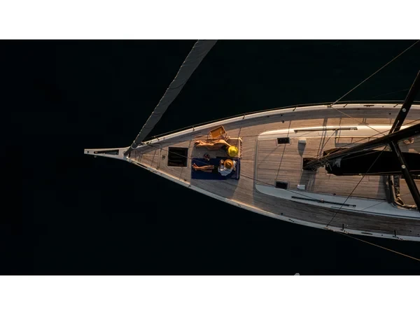 First 53 - Yacht Charter Sailica