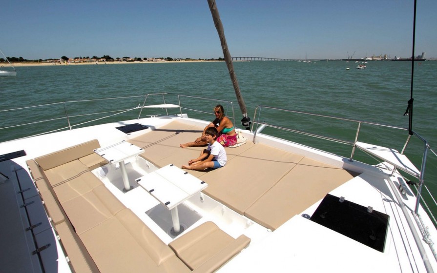 Bali 4.3 - Yacht Charter Sailica