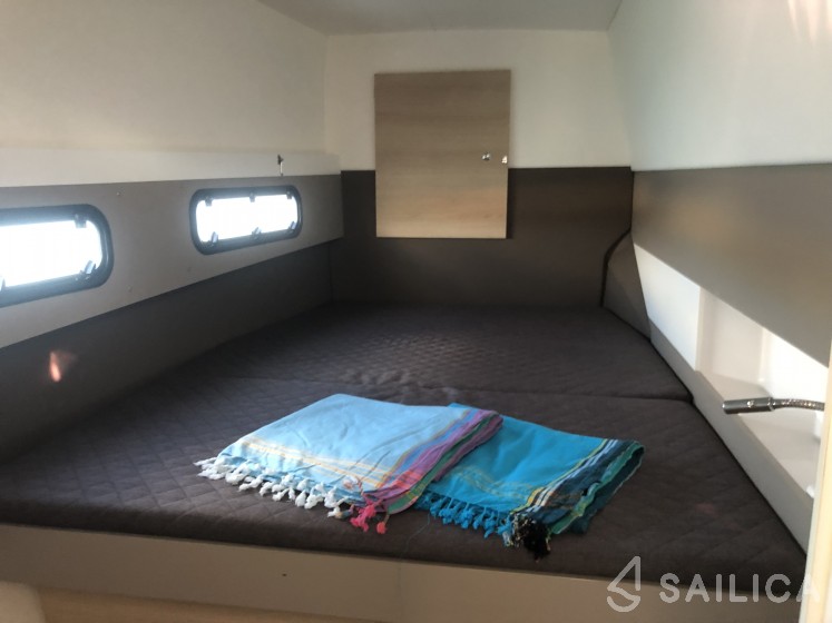 Bali 4.3 - Yacht Charter Sailica