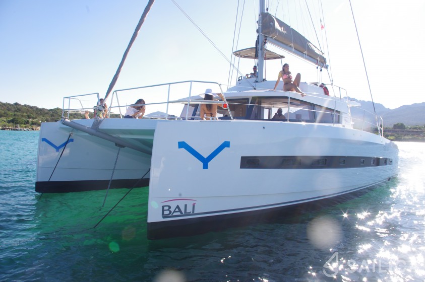 Bali 4.3 - Yacht Charter Sailica