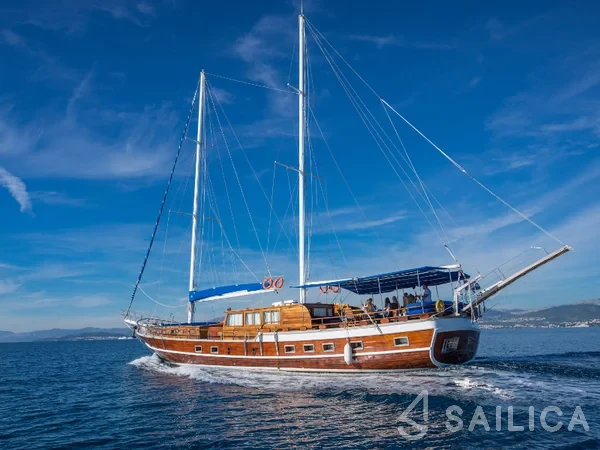 Gulet - Yacht Charter Sailica