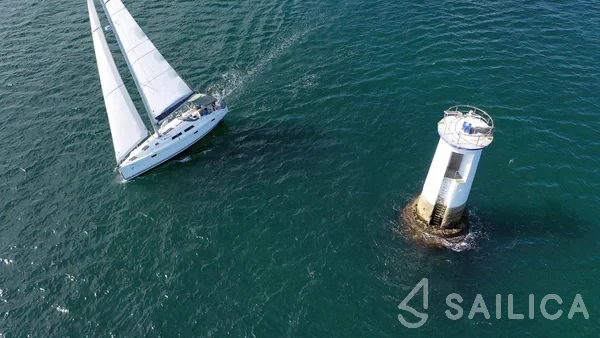 Hanse 415 - Yacht Charter Sailica