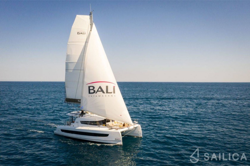 Bali 4.2 - Yacht Charter Sailica