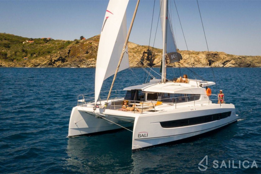 Bali 4.2 - Yacht Charter Sailica