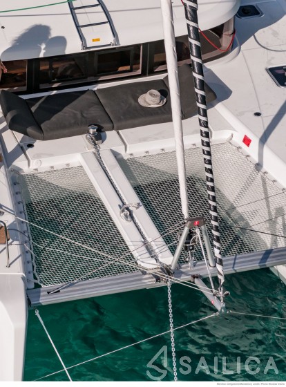 Lagoon 40 - Yacht Charter Sailica