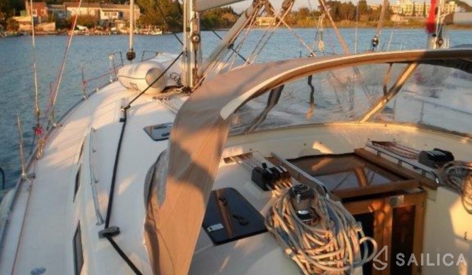 Bavaria 45 Cruiser - Yacht Charter Sailica