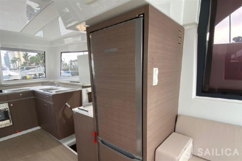 Bali Catspace - Yacht Charter Sailica