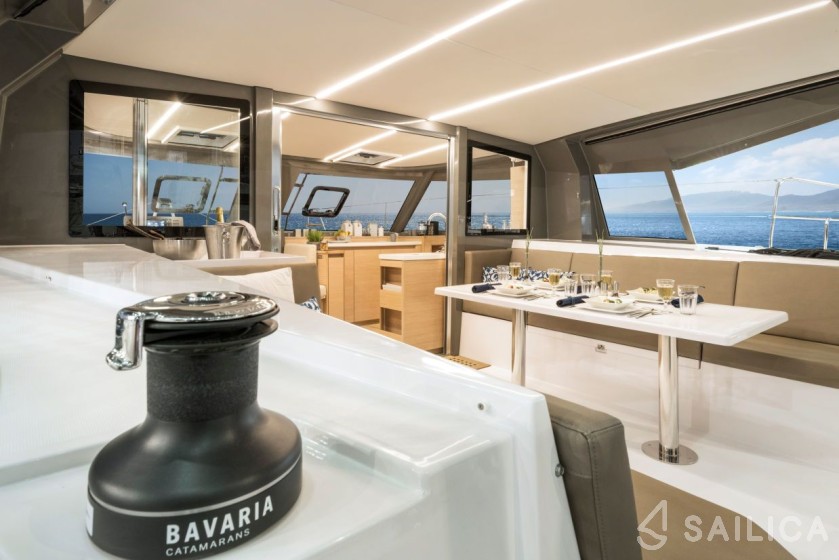 Nautitech 40 open NEW - 4 + 2 cab. - Yacht Charter Sailica