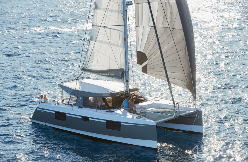 Nautitech 40 open NEW - 4 + 2 cab. - Yacht Charter Sailica