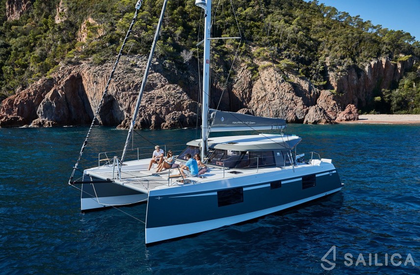 Nautitech 40 open NEW - 4 + 2 cab. - Yacht Charter Sailica