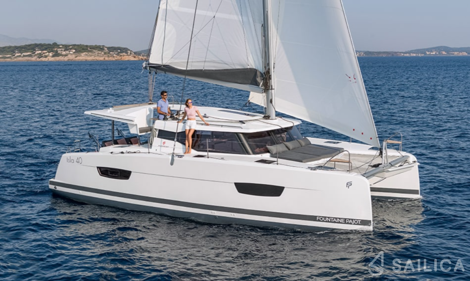 Isla 40 - Yacht Charter Sailica