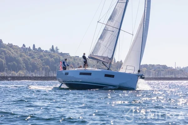 Sun Odyssey 440 - Yacht Charter Sailica