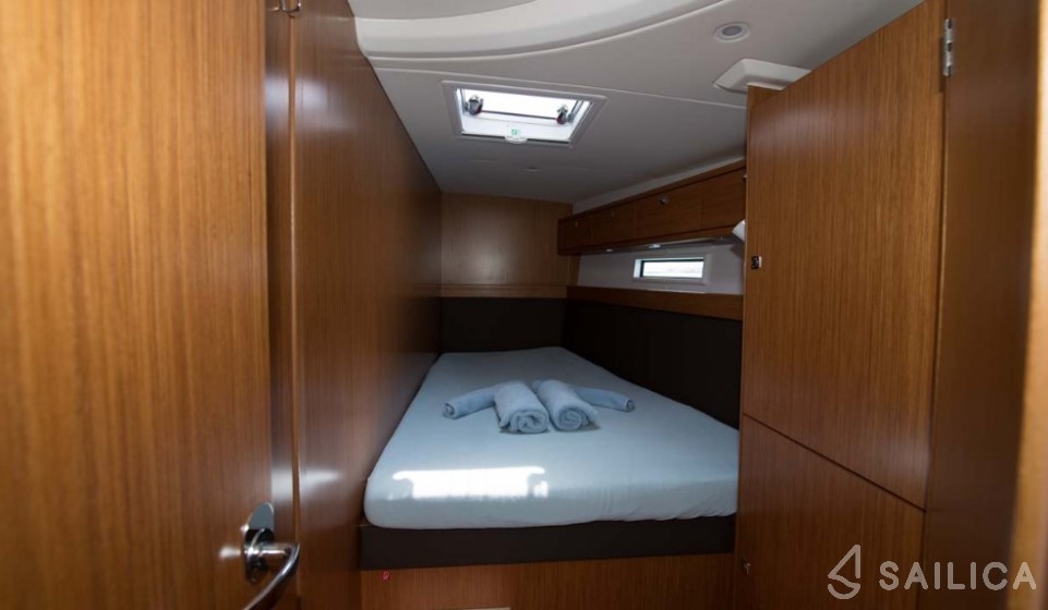 Bavaria Cruiser 56 - Yacht Charter Sailica