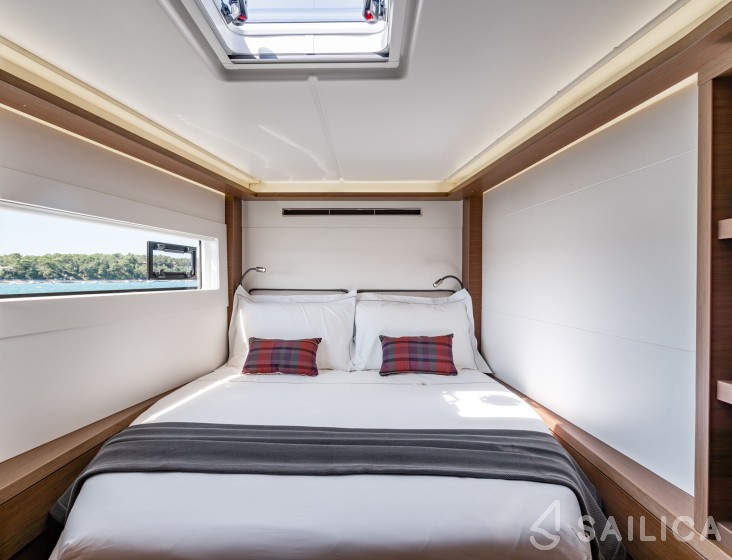 Lagoon 46  - Yacht Charter Sailica