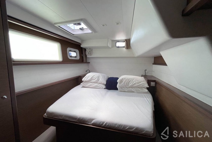 Lagoon 450 - Yacht Charter Sailica