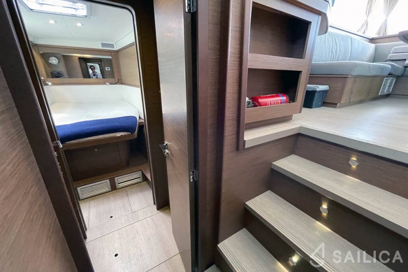 Lagoon 450 - Yacht Charter Sailica