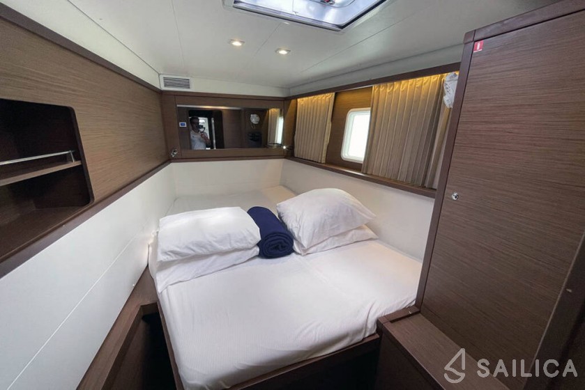 Lagoon 450 - Yacht Charter Sailica