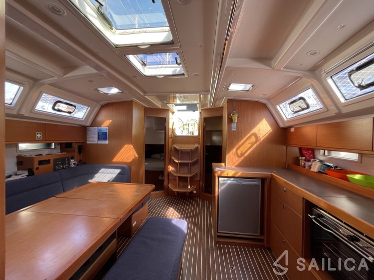 Bavaria 46 Cruiser - Yacht Charter Sailica