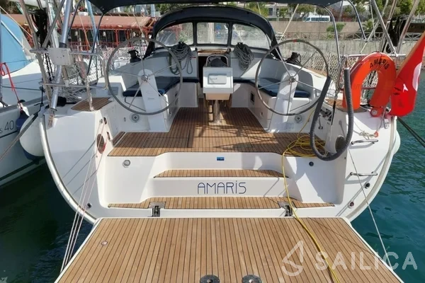 Bavaria 46 Cruiser - Yacht Charter Sailica