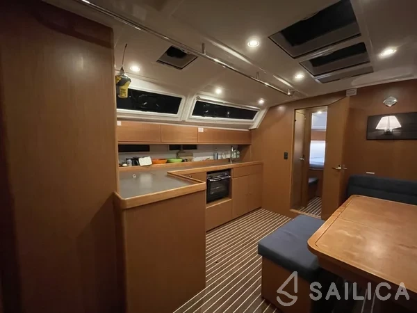 Bavaria 46 Cruiser - Yacht Charter Sailica