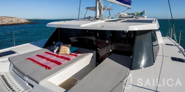 Leopard 42 - Yacht Charter Sailica