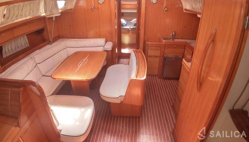 Bavaria 46 Cruiser - Yacht Charter Sailica