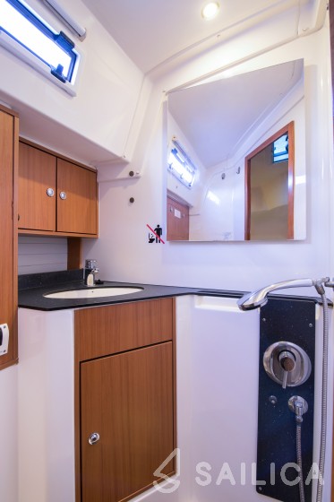 Bavaria Cruiser 45 - Yacht Charter Sailica