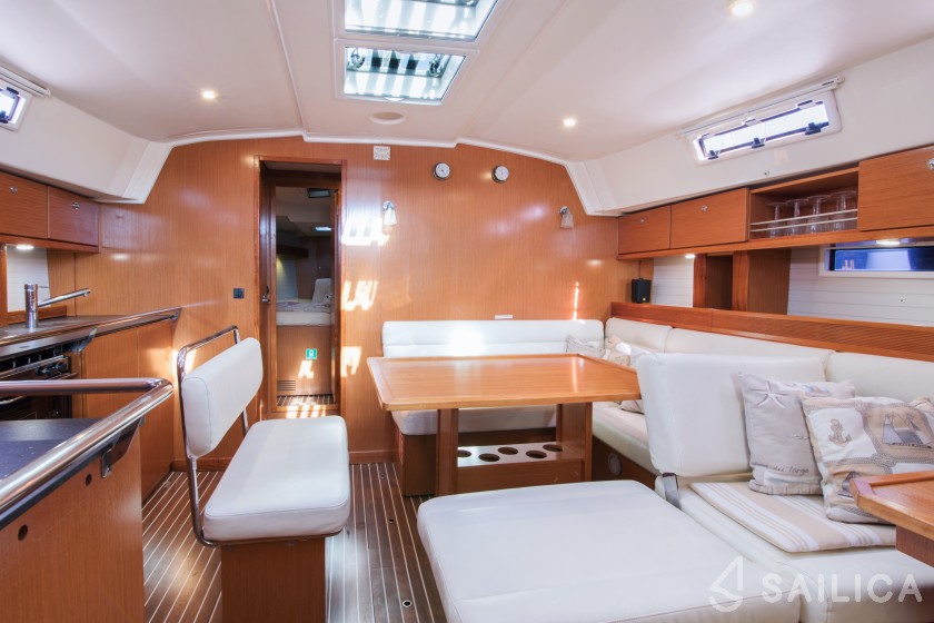 Bavaria Cruiser 45 - Yacht Charter Sailica