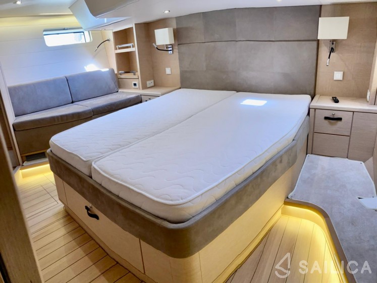 Jeanneau 64 - Yacht Charter Sailica