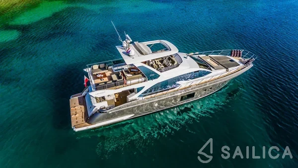 Azimut 66 - Yacht Charter Sailica