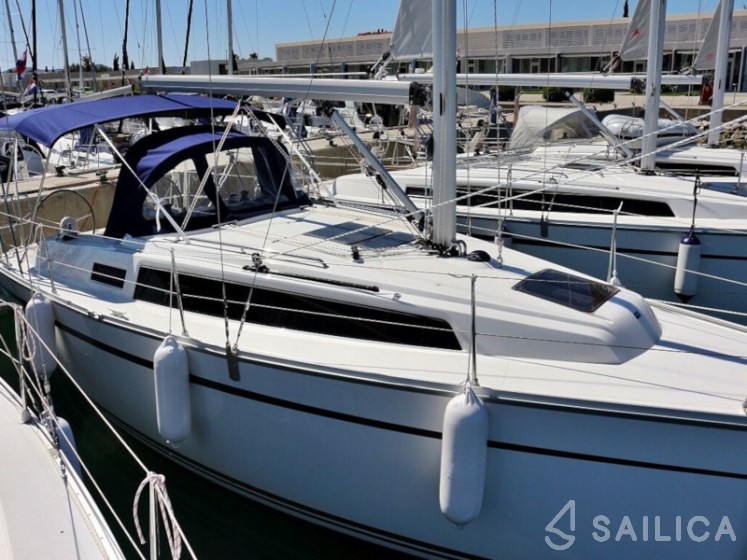 Bavaria 34 Cruiser - Yacht Charter Sailica