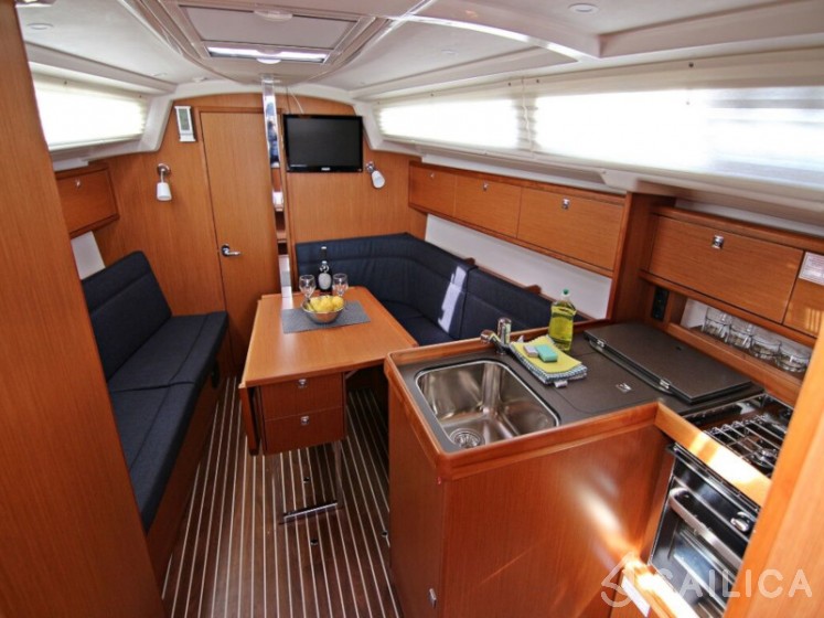 Bavaria 34 Cruiser - Yacht Charter Sailica