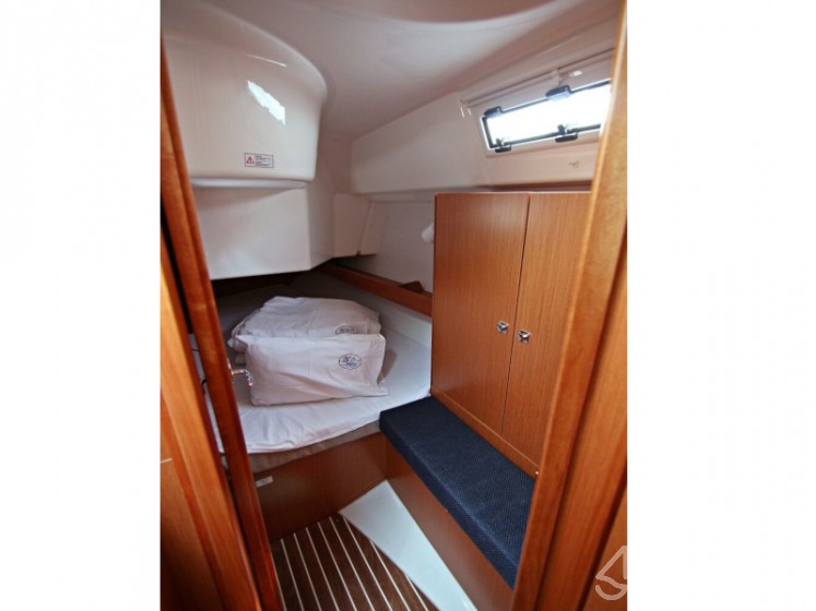 Bavaria 34 Cruiser - Yacht Charter Sailica