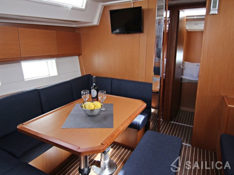Bavaria C45 - Yacht Charter Sailica