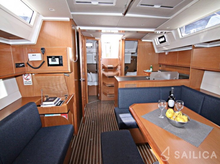 Bavaria C45 - Yacht Charter Sailica