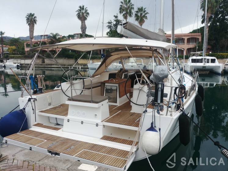 Dufour 500 Grand Large - Yacht Charter Sailica
