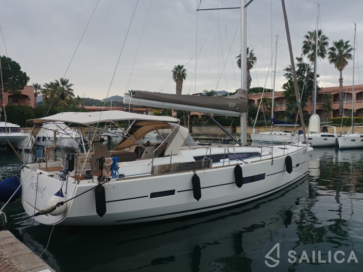 Dufour 500 Grand Large - Yacht Charter Sailica