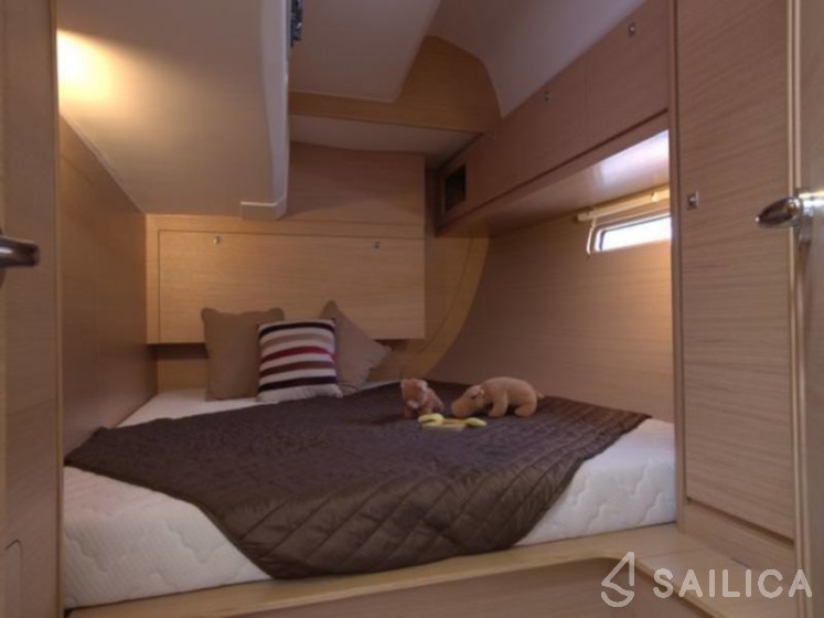 Dufour 500 Grand Large - Yacht Charter Sailica