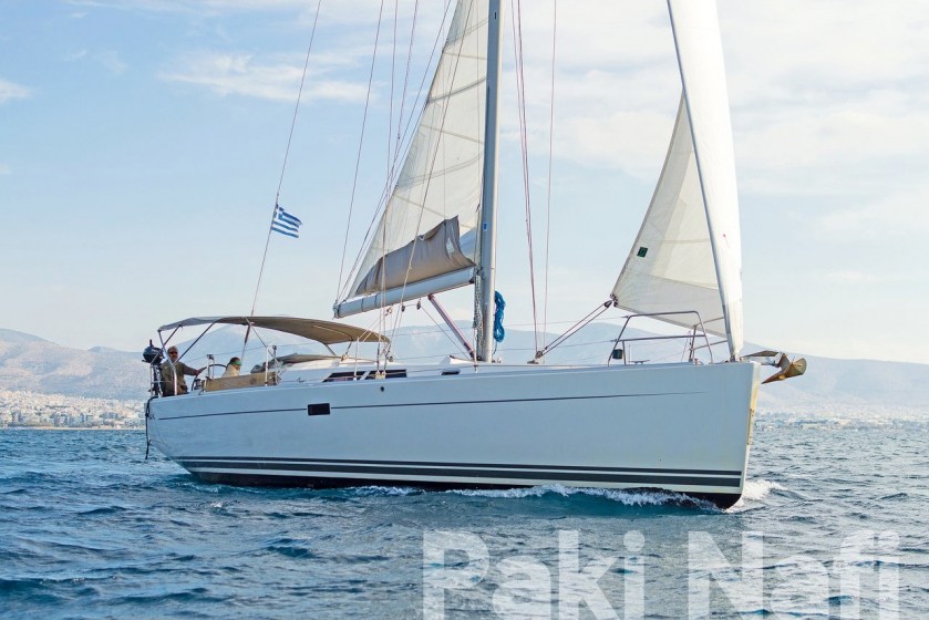 Hanse 430 - Yacht Charter Sailica