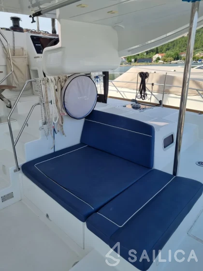 Lagoon 450 S - 4 + 2 cab. - Yacht Charter Sailica