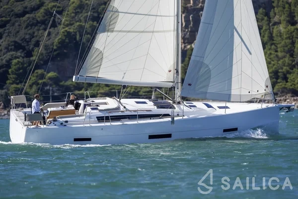 Dufour 430 - Yacht Charter Sailica
