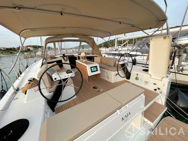 Dufour 430 - Yacht Charter Sailica