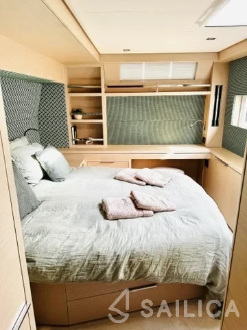 Lagoon 55 - Yacht Charter Sailica