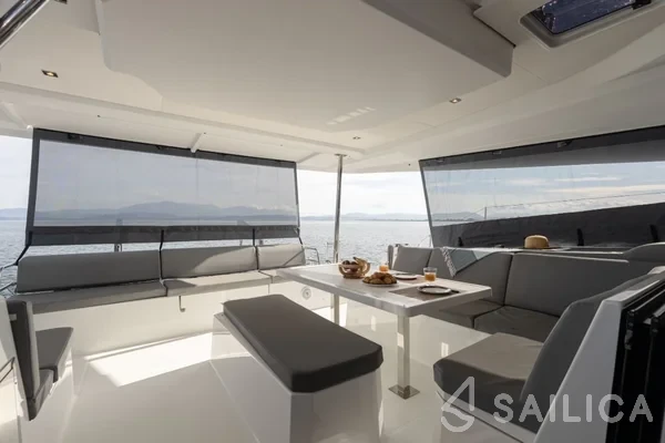 Elba 45 - Yacht Charter Sailica