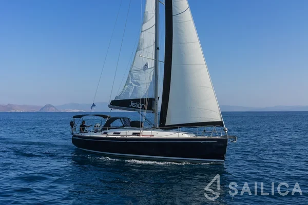Salona 40 - Yacht Charter Sailica